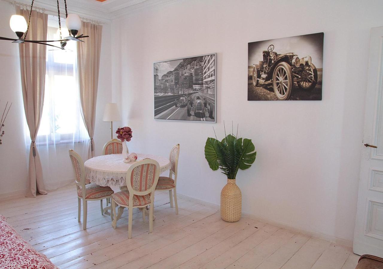 Grey Studio Apartment วรอตซวาฟ ภายนอก รูปภาพ