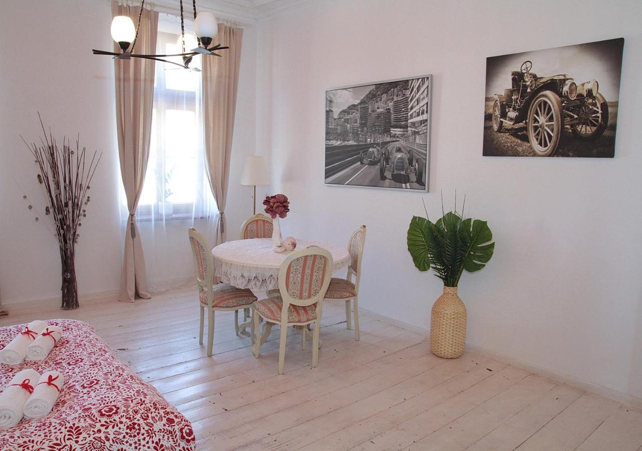 Grey Studio Apartment วรอตซวาฟ ภายนอก รูปภาพ
